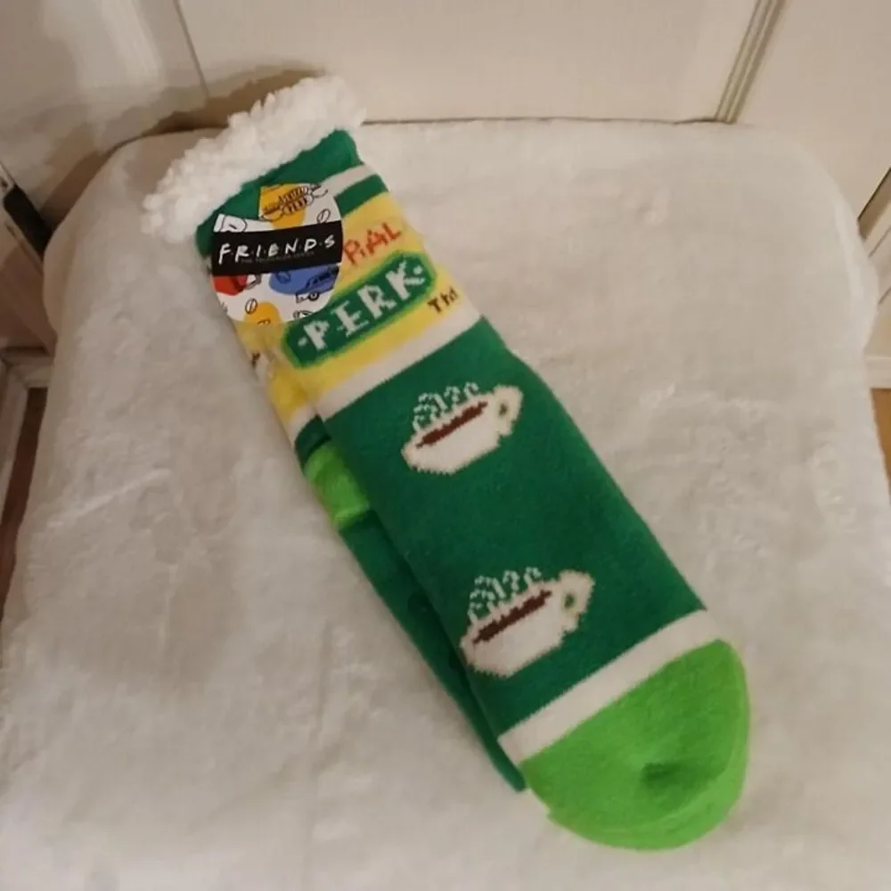 NWT Sherpa lined Friends Central Perk coffee socks 90s y2k